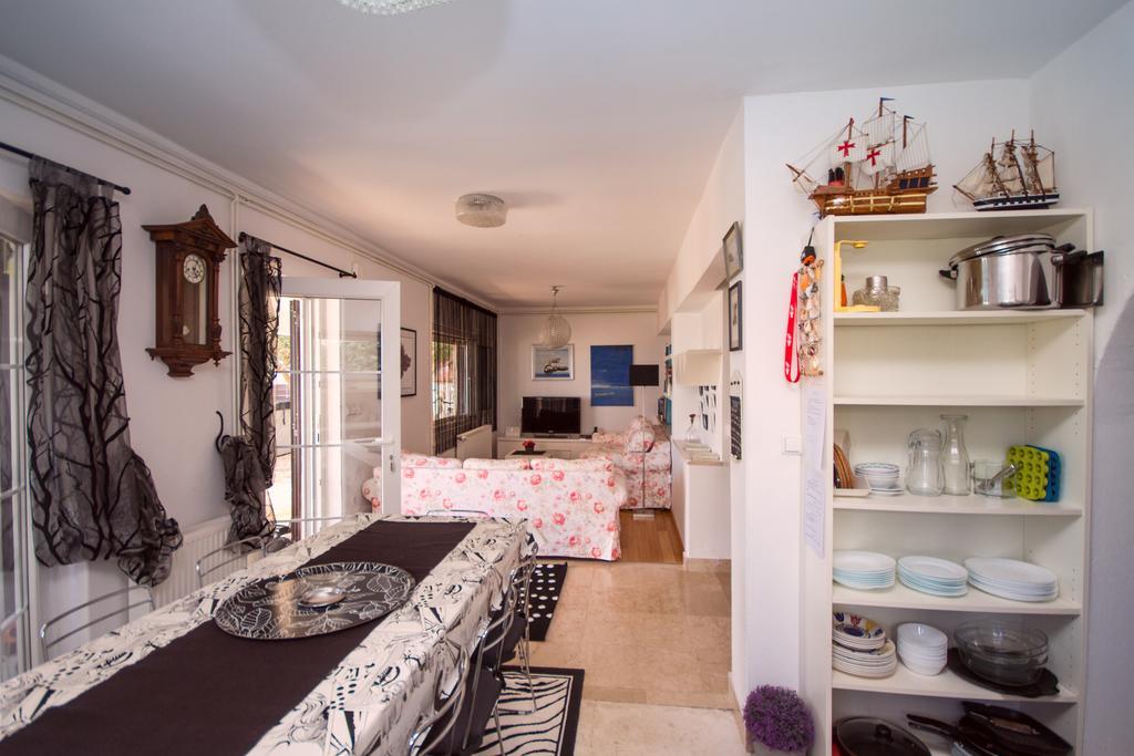 Apartmani Sea View Lokva Rogoznica Exterior foto